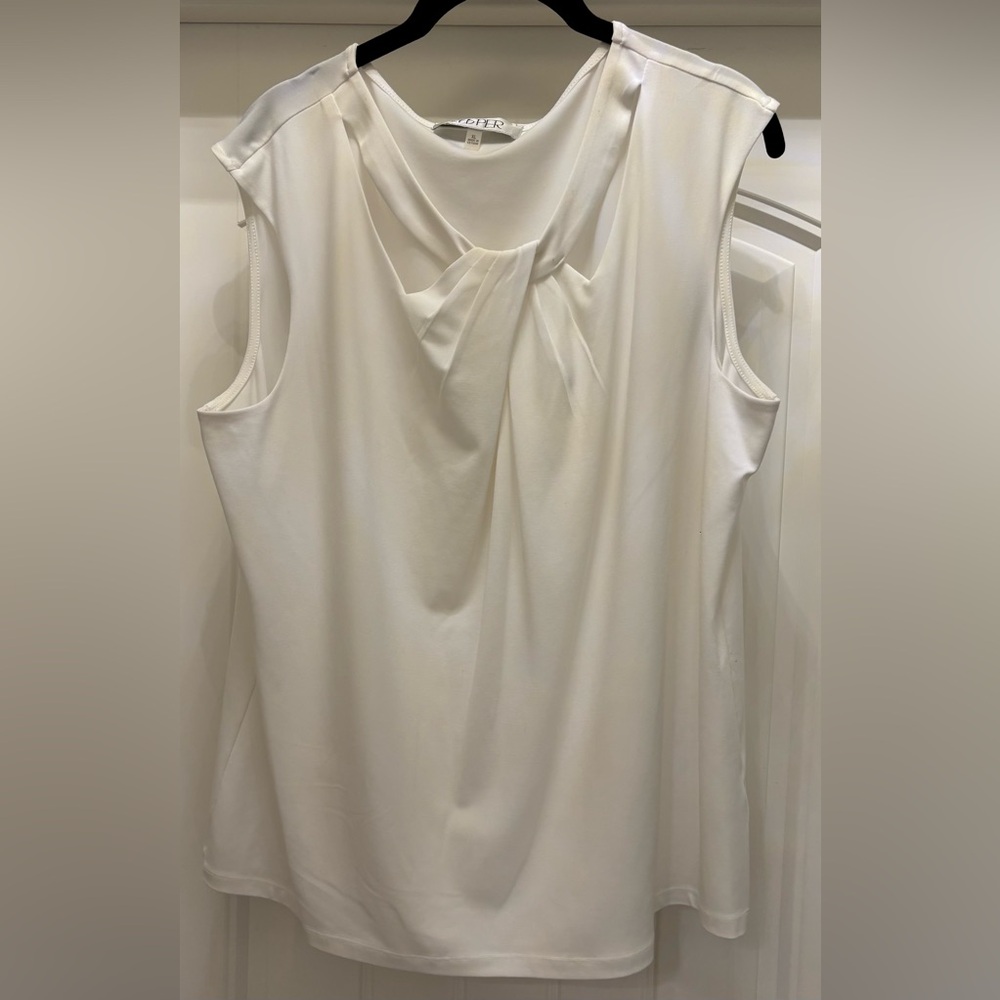 Kasper creamy white shell